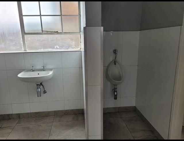 1,250M² WAREHOUSE TO LET IN CHLOORKOP